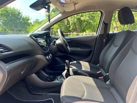 Vauxhall Viva 1.0i SE Euro 6 5dr (a/c) 30