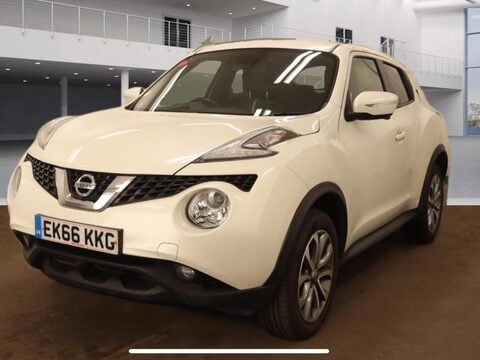 Nissan Juke 1.6 Tekna XTRON Euro 6 5dr 3