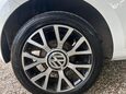 Volkswagen Up 1.0 Street up! Euro 6 3dr 32