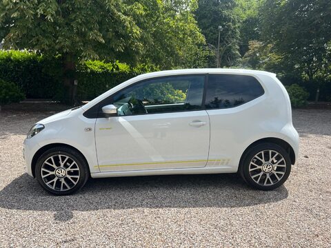 Volkswagen Up 1.0 Street up! Euro 6 3dr 7