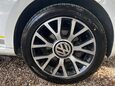 Volkswagen Up 1.0 Street up! Euro 6 3dr 31