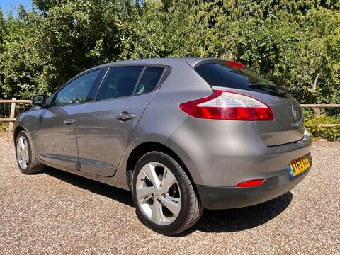 Renault Megane 1.5 dCi Dynamique TomTom Euro 5 (s/s) 5dr 6