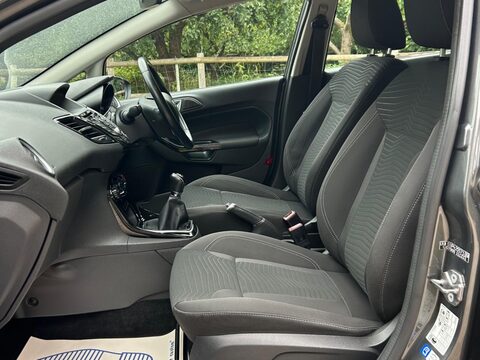 Ford Fiesta 1.25 Zetec Euro 6 5dr 39