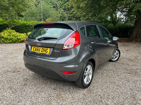Ford Fiesta 1.25 Zetec Euro 6 5dr 10