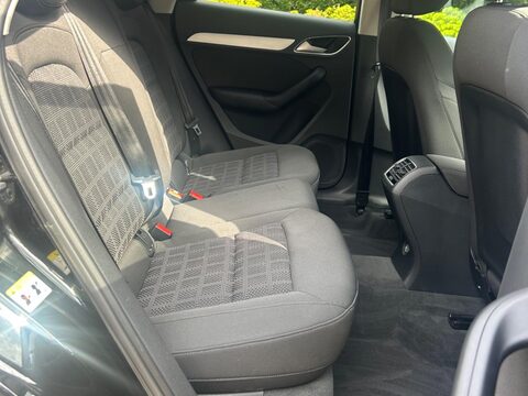 Audi Q3 1.4 TFSI CoD Sport Euro 6 (s/s) 5dr 17