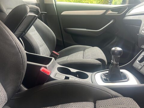 Audi Q3 1.4 TFSI CoD Sport Euro 6 (s/s) 5dr 44