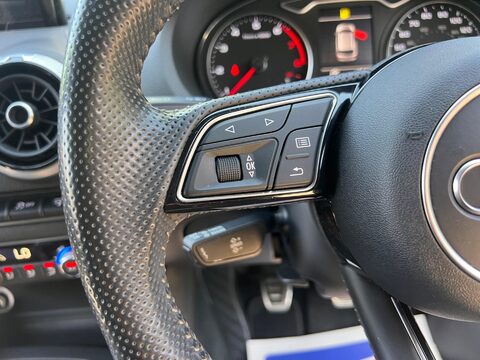 Audi A3 1.4 TFSI CoD S line Euro 6 (s/s) 3dr 17