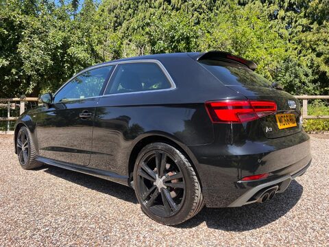 Audi A3 1.4 TFSI CoD S line Euro 6 (s/s) 3dr 4