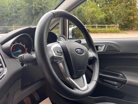 Ford Fiesta 1.25 Zetec Euro 6 3dr 22