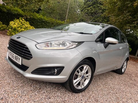 Ford Fiesta 1.25 Zetec Euro 6 3dr 3