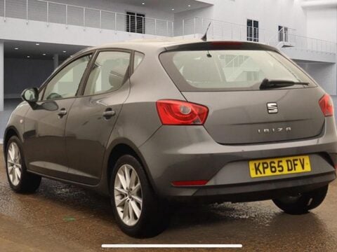SEAT Ibiza 1.4 Toca Euro 5 5dr 3