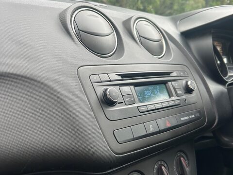 SEAT Ibiza 1.4 Toca Euro 5 5dr 16