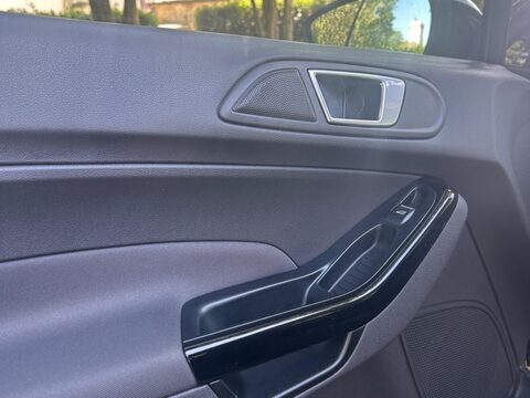 Ford Fiesta 1.25 Zetec Euro 6 3dr 23