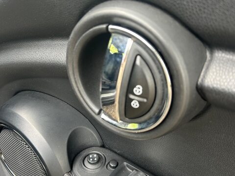 Mini Hatch 1.2 One Euro 6 (s/s) 3dr 27