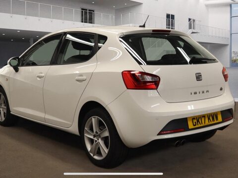 SEAT Ibiza 1.2 TSI FR Euro 6 5dr 3