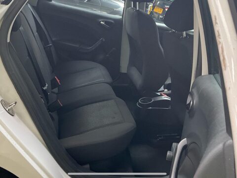 SEAT Ibiza 1.2 TSI FR Euro 6 5dr 4