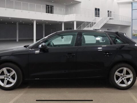 Audi A3 1.0 TFSI SE Sportback Euro 6 (s/s) 5dr 3