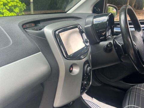 Peugeot 108 1.0 Active 2 Tronic Euro 6 5dr 12