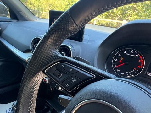 Audi Q2 1.4 TFSI CoD S line S Tronic Euro 6 (s/s) 5dr 11