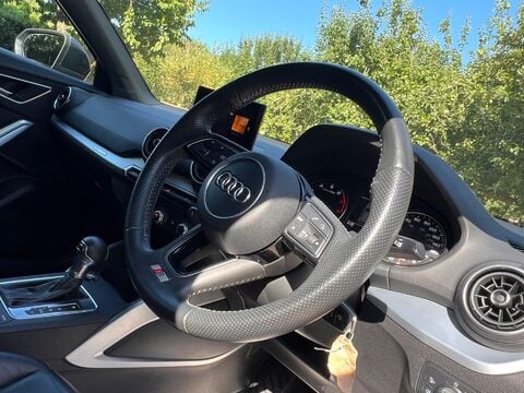 Audi Q2 1.4 TFSI CoD S line S Tronic Euro 6 (s/s) 5dr 9