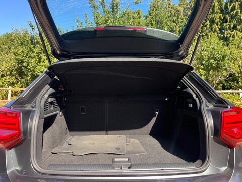 Audi Q2 1.4 TFSI CoD S line S Tronic Euro 6 (s/s) 5dr 29