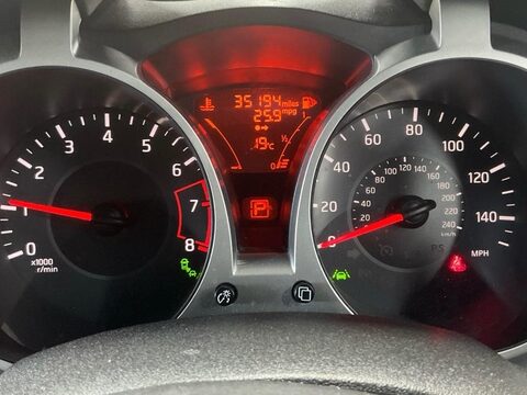 Nissan Juke 1.6 Tekna XTRON Euro 6 5dr 6