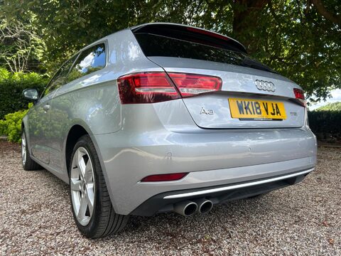 Audi A3 1.5 TFSI CoD Sport Euro 6 (s/s) 3dr 5