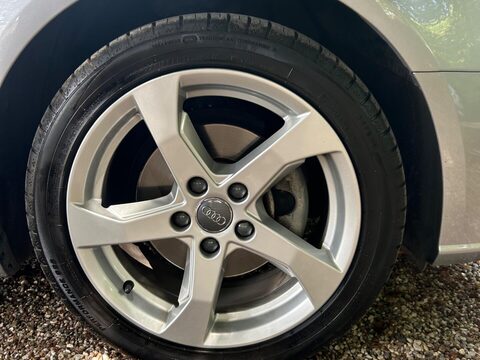 Audi A3 1.5 TFSI CoD Sport Euro 6 (s/s) 3dr 28