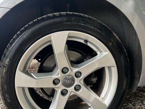 Audi A3 1.5 TFSI CoD Sport Euro 6 (s/s) 3dr 29