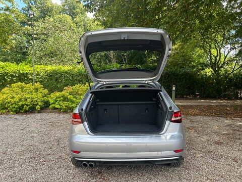Audi A3 1.5 TFSI CoD Sport Euro 6 (s/s) 3dr 34