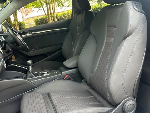 Audi A3 1.5 TFSI CoD Sport Euro 6 (s/s) 3dr 38