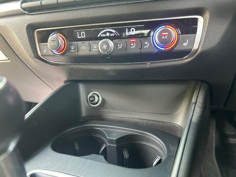 Audi A3 1.5 TFSI CoD Sport Euro 6 (s/s) 3dr 55