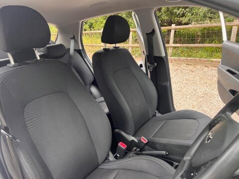 Hyundai i10 1.0 SE Euro 6 5dr 17