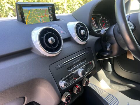 Audi A1 1.0 TFSI Sport Sportback Euro 6 (s/s) 5dr 11
