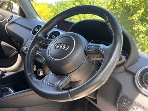 Audi A1 1.0 TFSI Sport Sportback Euro 6 (s/s) 5dr 25