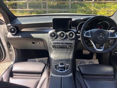 Mercedes-Benz GLC 2.0 GLC250 AMG Line (Premium) G-Tronic 4MATIC Euro 6 (s/s) 5dr 15