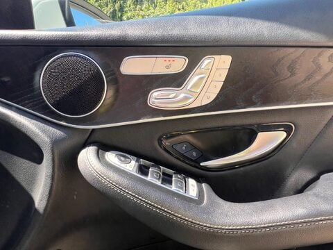 Mercedes-Benz GLC 2.0 GLC250 AMG Line (Premium) G-Tronic 4MATIC Euro 6 (s/s) 5dr 31