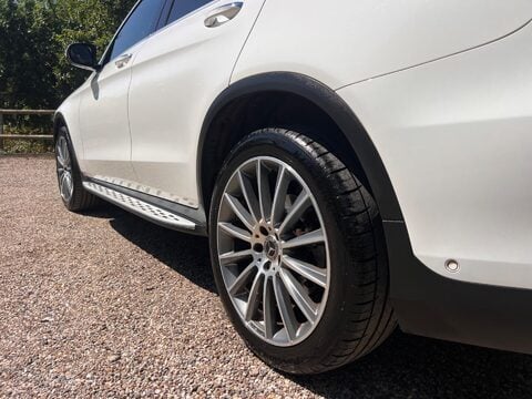 Mercedes-Benz GLC 2.0 GLC250 AMG Line (Premium) G-Tronic 4MATIC Euro 6 (s/s) 5dr 39