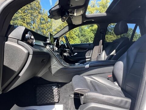 Mercedes-Benz GLC 2.0 GLC250 AMG Line (Premium) G-Tronic 4MATIC Euro 6 (s/s) 5dr 54