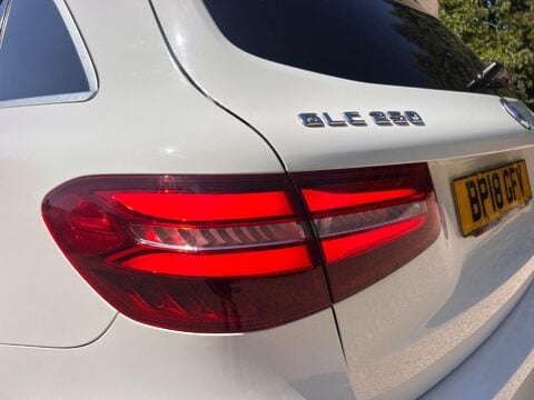 Mercedes-Benz GLC 2.0 GLC250 AMG Line (Premium) G-Tronic 4MATIC Euro 6 (s/s) 5dr 57