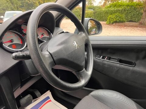Peugeot 207 1.4 16V S 2 Tronic Euro 4 5dr (A/C) 9