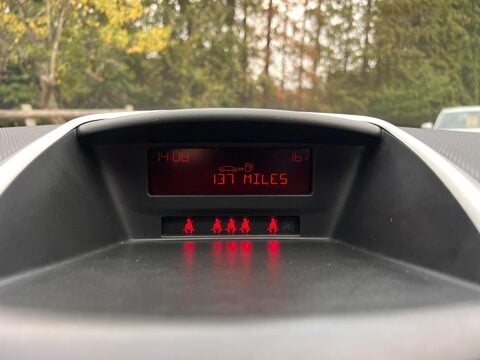 Peugeot 207 1.4 16V S 2 Tronic Euro 4 5dr (A/C) 21
