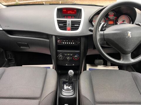 Peugeot 207 1.4 16V S 2 Tronic Euro 4 5dr (A/C) 8