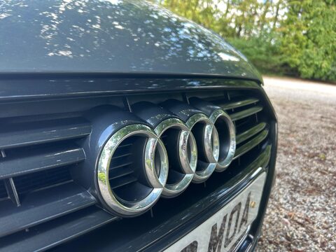 Audi A3 1.5 TFSI CoD Black Edition Sportback Euro 6 (s/s) 5dr 66