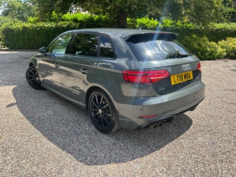 Audi A3 1.5 TFSI CoD Black Edition Sportback Euro 6 (s/s) 5dr 7