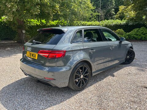 Audi A3 1.5 TFSI CoD Black Edition Sportback Euro 6 (s/s) 5dr 12