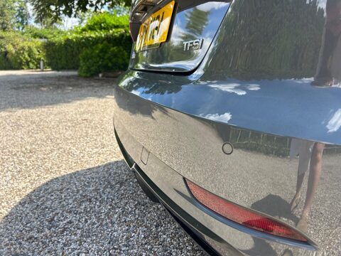 Audi A3 1.5 TFSI CoD Black Edition Sportback Euro 6 (s/s) 5dr 60