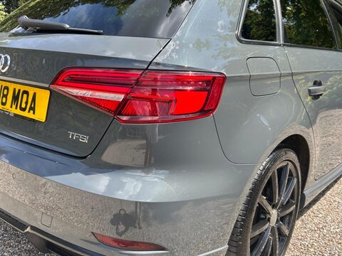 Audi A3 1.5 TFSI CoD Black Edition Sportback Euro 6 (s/s) 5dr 52