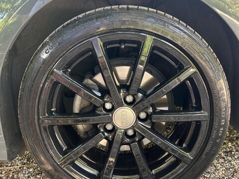 Audi A3 1.5 TFSI CoD Black Edition Sportback Euro 6 (s/s) 5dr 35