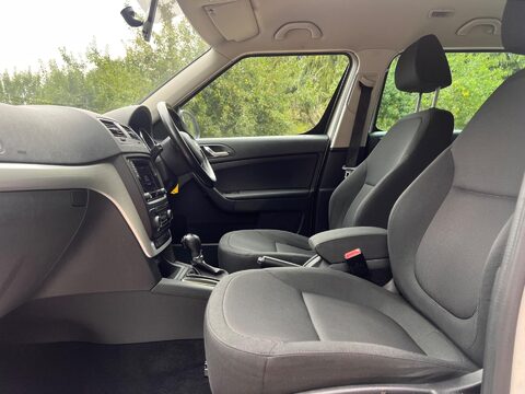 Skoda Yeti 1.2 TSI SE Outdoor DSG Euro 6 (s/s) 5dr 32